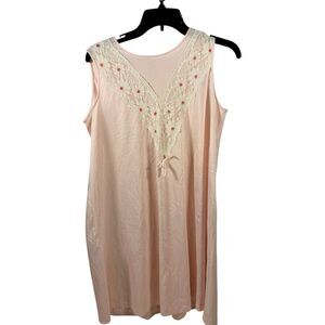 Gilead pink 100 nylon pajamas maxi gown medium vintage white lace flowers sleeve